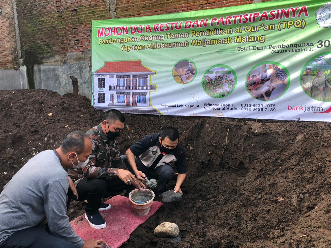 Peletakan batu pertama pembangunan TPQ dan Rumah Yatim (ist)