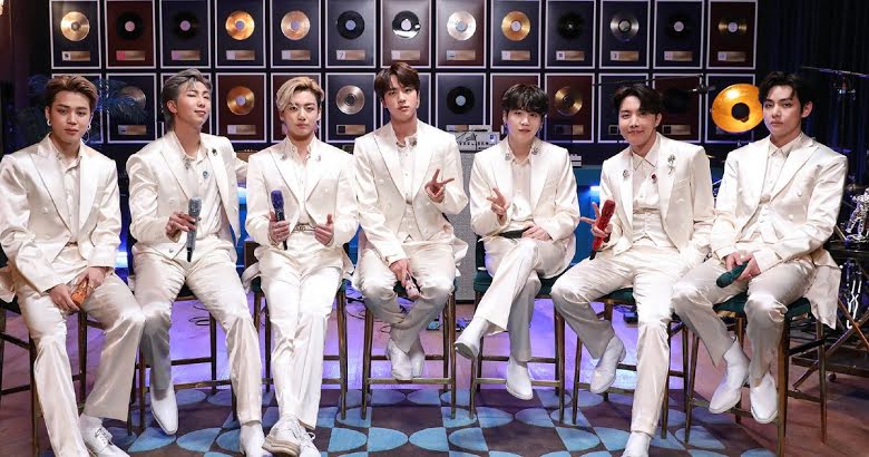 BTS di sela-sela kgiatan saat tampil di acara musik (Big Hit Entertaiment/ist)