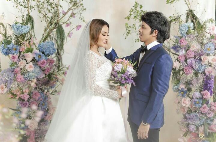 Aurel & Atta Halilintar (IG : aurelie.hermansyah)