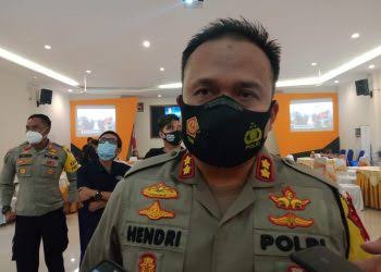 Kapolres Malang AKBP Hendri Umar memastikan kasus video viral Gus Idris ditangani secara profesional. (M Ubadillah/Radar Malang)