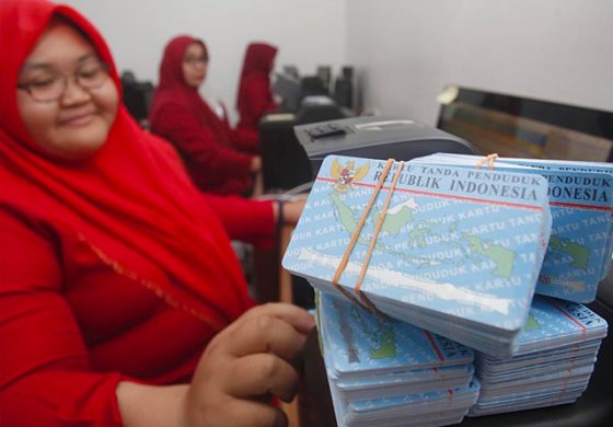 PUNAH: Blangko E-KTP Diperkirakan Hanya Cukup Sampai 3 Januari saja.