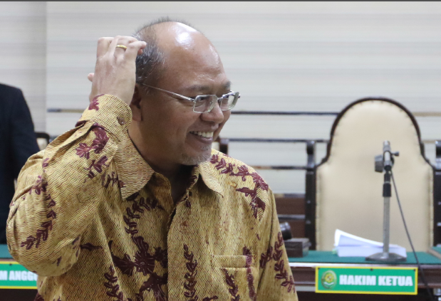 Rendra Kresna saat menguti persidangan terkait kasus korupsi (dok JPRM / ist)