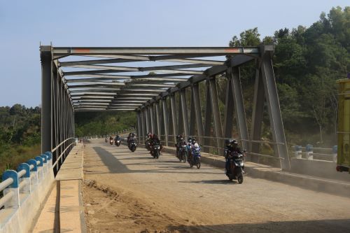 Mulai April lalu Jembatan Srigonco sudah mulai difungsikan Pemkab Malang. Bangunan itu sudah dibangun sejak 2017 lalu dan menghabiskan anggaran Rp 17 miliar. (Darmono/Radar Malang)