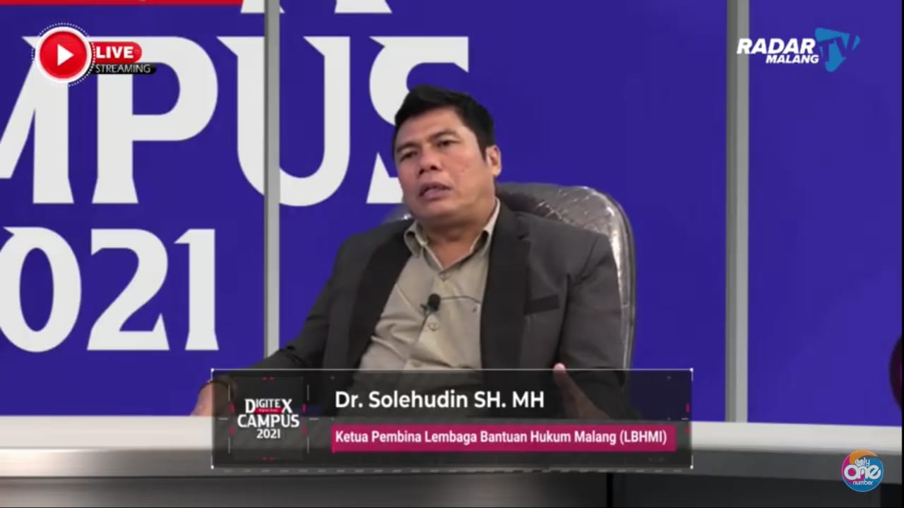 Ketua Pembina LBHMI Dr Solehoddin SH MH saat tampil di podcast Digitex Campus 2021 Jawa Pos Radar Malang. (Ubaidillah/Radar Malang)