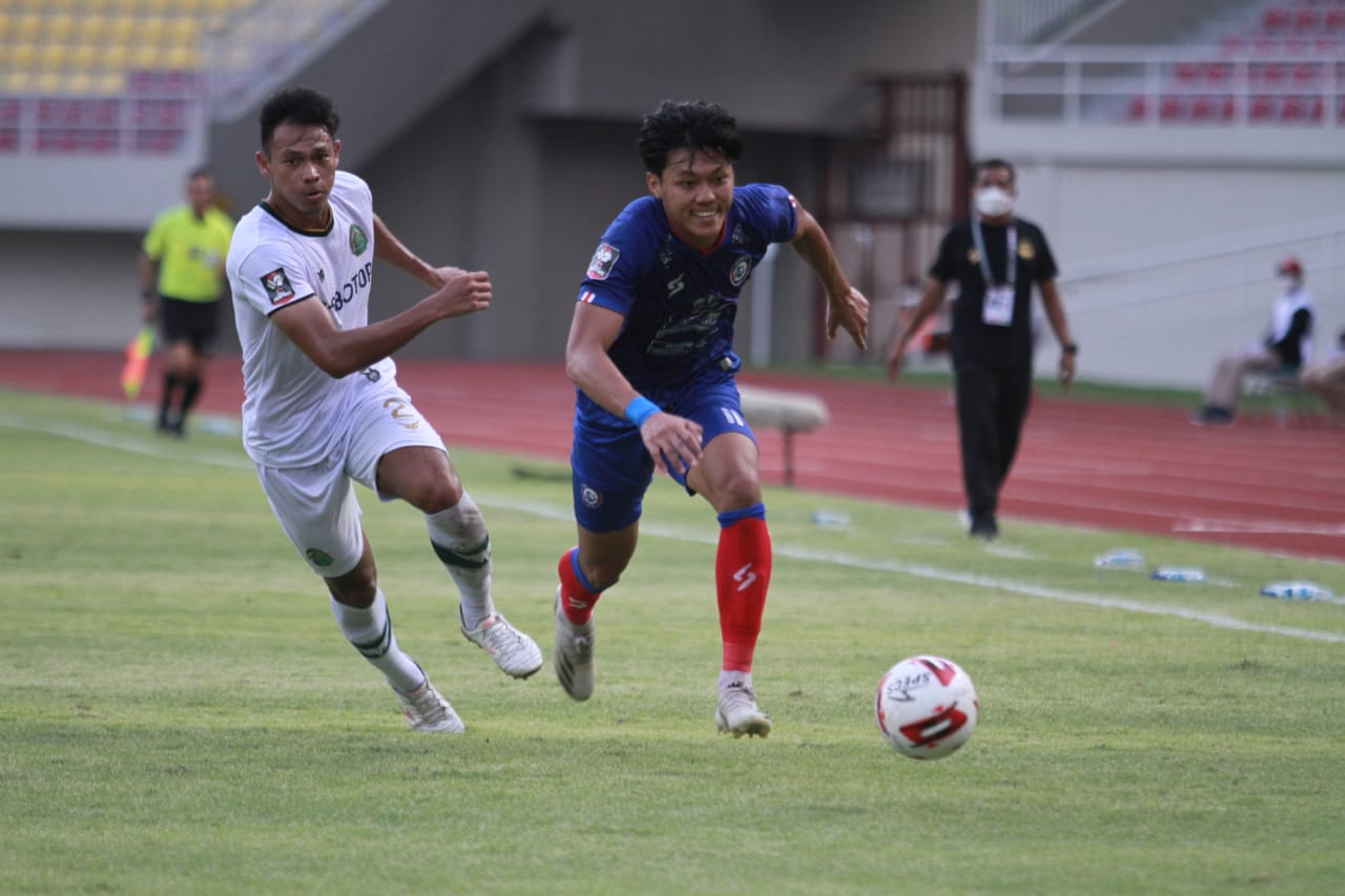 14 hari jelang Liga1, persiapan pemain Arema FC masih belum maksimal. (Galih RP / Radar Malang)