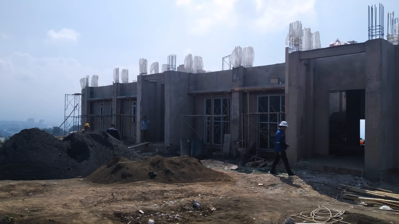 Rumah tahfidz UIN Maliki Malang yang sedalam dalam proses pembangunan. (Intan Refa/Radar Malang)