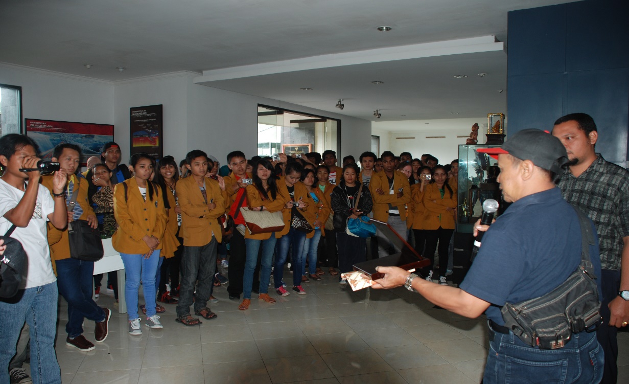Kegiatan KKL mahasiswa Unikama di Vulkanologi Gunung Batur Bali (ist)