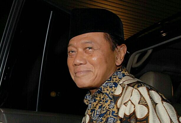Almarhum Harmoko (ist)