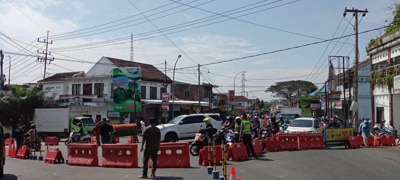Selain memantau ketertiban pengendara, keberadaan ETLE juga diharapkan dapat menjadi pendukung dalam pengungkapan kasus pidana (Nugraha/Radar Malang)