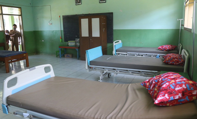 TETAP SIAGA: Dinas Kesehatan (Dinkes) Kabupaten Malang tetap siapkan ruang isoter. Hal ini dilakukan sebagai langkah antisipasi Covid-19.