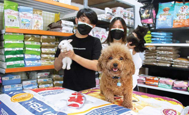 Berlokasi di Jalan Simpang LA Sucipto No 24, Shopee Pets VDB menjadi solusi kebutuhan hewan peliharaan di tengah PPKM. (Ist)