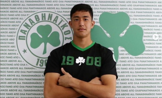 Cyrus Margono resmi direkrut tim asal Yunani Panathinaikos U-23. (Cyrus Margono/Instagram)