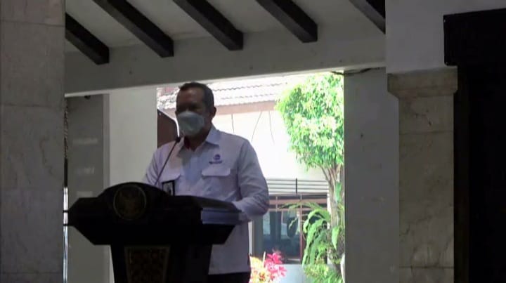 Staf Ahli Menko Marves Sugeng Santoso saat memberikan sambutan di Pendapa Agung Kabupaten Malang, Kamis (30/9). (Andika/Radar Malang)