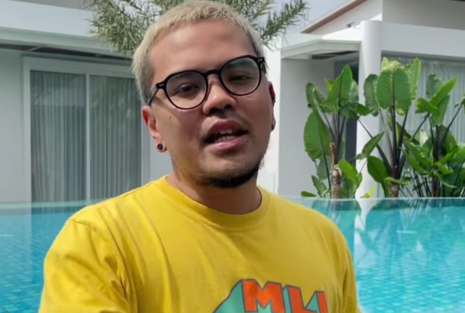 Komedian Coki Pardede diketahui mengkonsumsi narkoba dengan cara yang nyeleneh. (Jawa Pos/Ist)