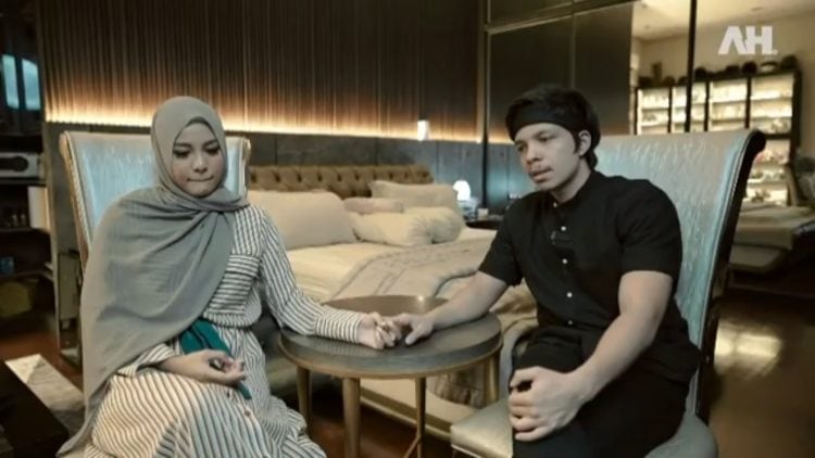 “Yang keluar bahasa yang mengutuk kehamilan anak saya, mengancam video aib dibongkar, video masa lalu Aurel mau disebar,”