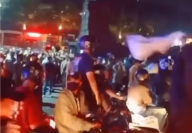 Screenshot massa saat mendatangi Mapolresta Malang Kota (ist)