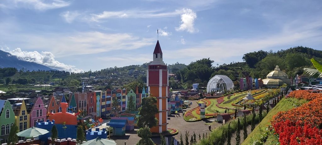 Pengelola Flora Wisata Santerra Pujon berharap Pemerintah Kabupaten Malang segera mengeluarkan izin uji coba pembukaan wisata. (Ist)