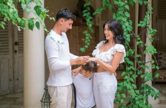 Seleb Jessica Iskandar resmi dilamar kekasihnya Vincent Verhaag di Bali. (Instagram Jessica Iskandar/ist)