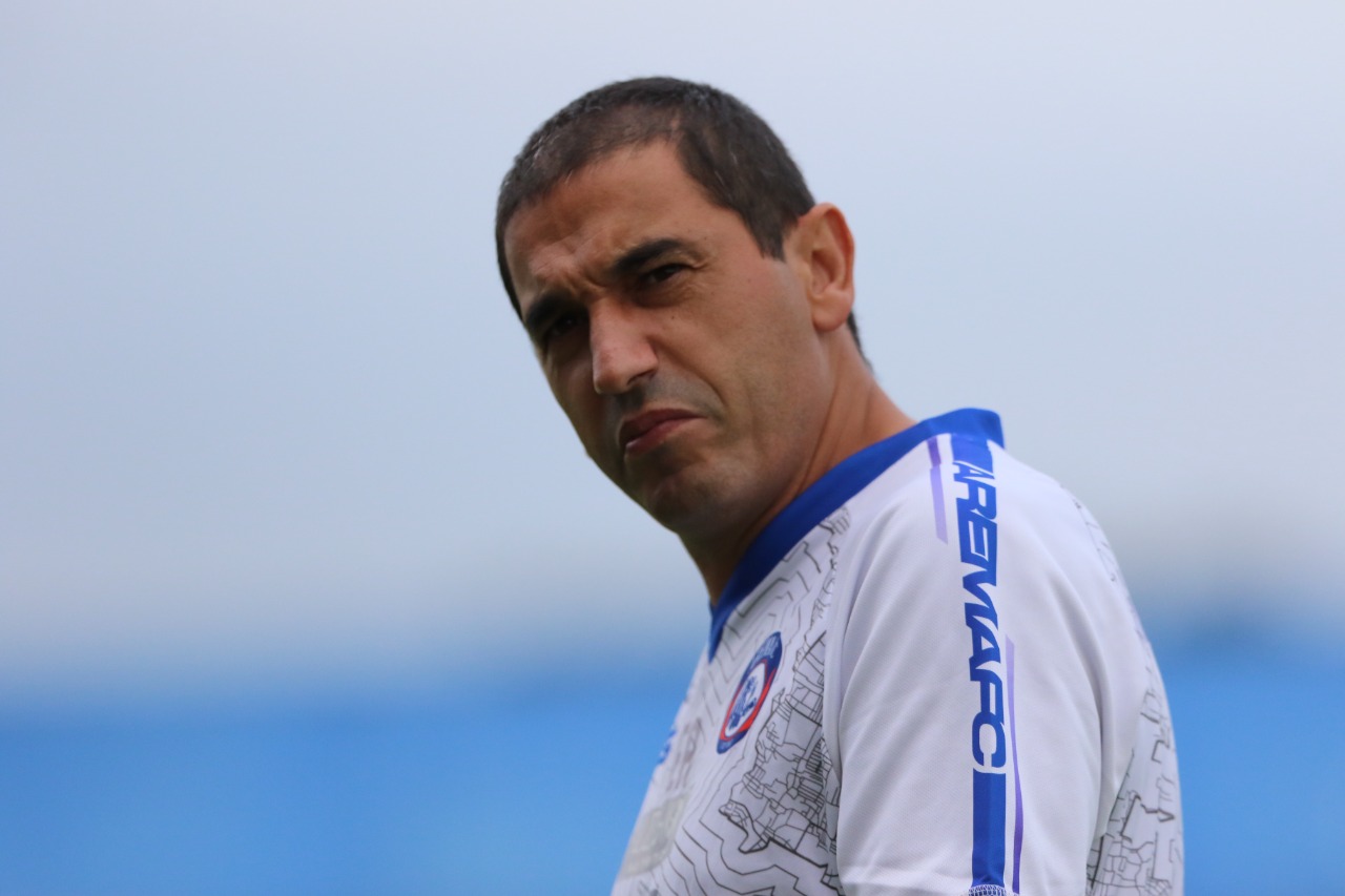 Eduardo Almeida, Pelatih Kepala Arema FC (Darmono/Radar Malang)