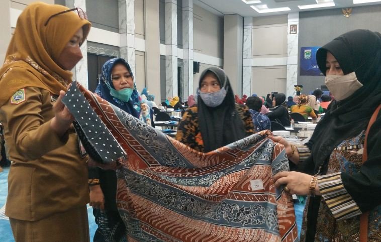 Kurasi batik produksi UMKM batik di Kabupaten Malang (ist)