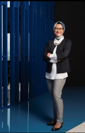 Presiden Direktur & CEO XL Axiata, Dian Siswarini