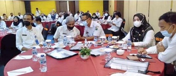STEP BY STEP: DPUPRPKP Kota Malang menggelar sosialisasi di Hotel Aria Gajayana. (DPUPRPKP For Radar Malang)