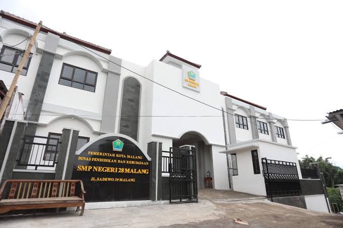 ROMBEL BARU: Dinas Pendidikan dan Kebudayaan (Disdikbud) Kota Malang memastikan rombongan belajar (rombel) di tiga SMPN baru bertambah (19/12/2022) lalu.