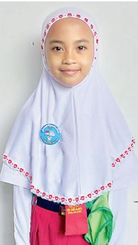 ALISHA DAVINIA TRISNA MAHAESWARI 