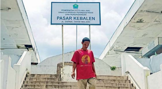 PENANDA: Kebalen tetap digunakan sebagai nama pasar di Jalan Zaenal Zakse, Kelurahan Kotalama, Kecamatan Kedungkandang