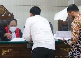 SIDANG KEDUA: Jelang dilaksanakannya sidang kedua kasus pembongkaran Stadion Kanjuruhan, Jaksa siapkan lima saksi. Ilustrasi photo by RADAR MALANG.