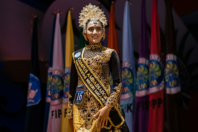 PILIHAN : Fransisca Novia Lisa Ayu Rachmadani dalam Duta Kampus UM 2022. (Lisa for Radar Malang)