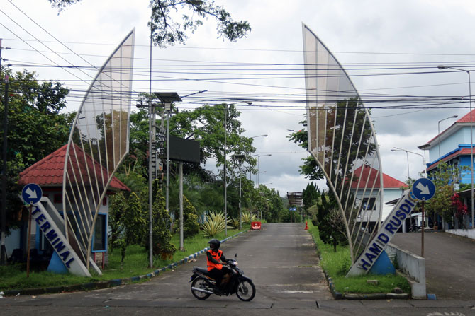 PERHENTIAN : Terminal Hamid Rusdi Malang bakal menjadi titik perhentian trans Jatim di rute Malang Raya. (Darmono/Radar Malang)