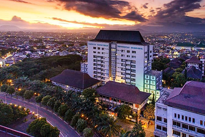 SENIOR : Fakultas Kedokteran UB terhitung lebih lama berdiri ketimbang fakultas kedokteran kampus lain di Malang. (FKUB official Instagram)