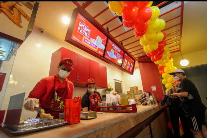 Shihlin, street food jajanan khas Taiwan ini membuka gerai di Mal Olympic Garden (MOG) setelah suskses merambah pasar Surabaya dan Sidoarjo