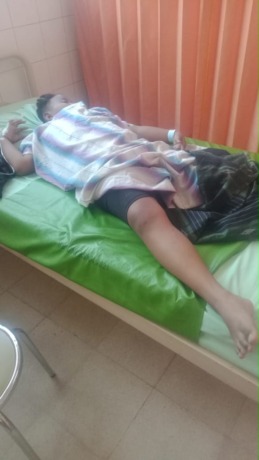 BELUM BOLEH PULANG: Muhammad Sarifuddin, 10, mendapat perawatan di RSUD Kabupaten Kediri (RSKK). (Dinkes Kabupaten Malang For Radar Malang)