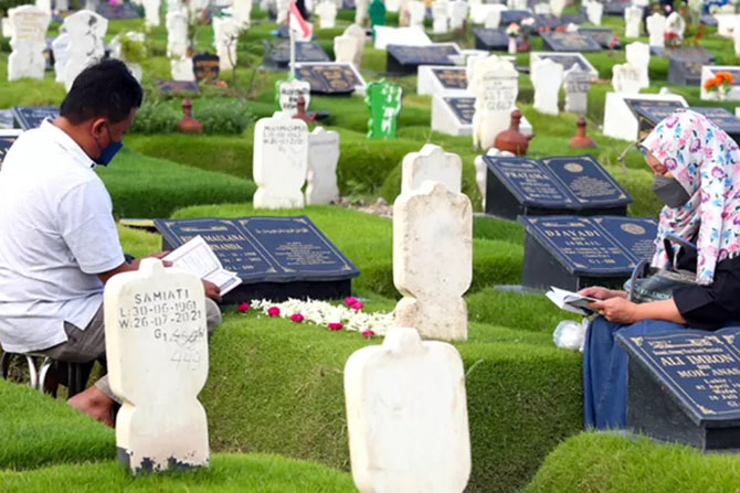 CONTOH : TPU Keputih Surabaya yang akan dijadikan template TPU modern di Merjosari Kota Malang. (Robertus Risky/Jawa Pos)