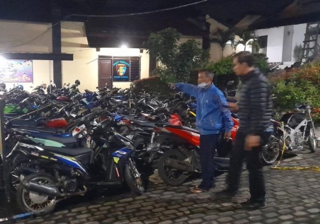 DISITA POLISI: Sejumlah sepeda motor yang diduga akan digunakan balapan liar diamankan di Mapolsek Lawang.