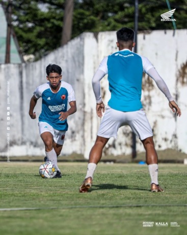 PEMAIN POTENSIAL: Gelandang muda PSM Makassar Ananda Raehan mendapat kontrak panjang dari klub lamanya. (Instagram PSM Makassar)