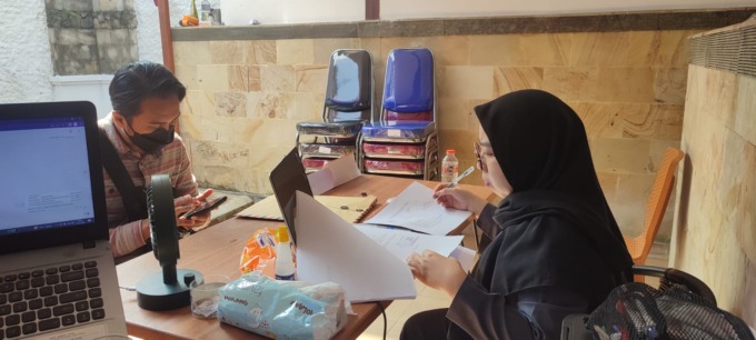 Pendaftaran calon anggota komisioner Bawaslu zona lima di sekretariat Jalan Tidar Barat No 3, Kota Malang