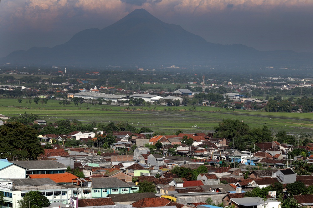 BERKEMBANG: Kota Mojokerto kian luas setelah dilakukan pembahasan 10 titik koordinat perbatasan dengan Kabupaten Mojokerto. dari semula 16,26 km, kini menjadi 20,48 km.