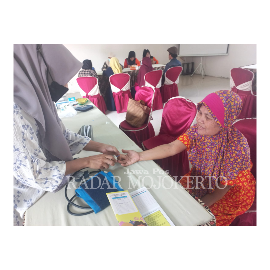 RUTIN: Puskesmas Modopuro memberikan pendampingan kepada sejumlah ODGJ lewat posyandu jiwa yang digelar di tiap desa sebulan sekali.