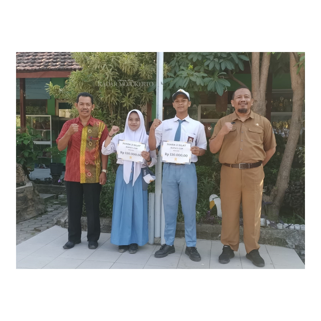BERBUAH MANIS: Peserta didik SMKN 1 Sooko awali tahun ajaran baru dengan meraih kejuaraan di berbagai bidang lomba akademik.
