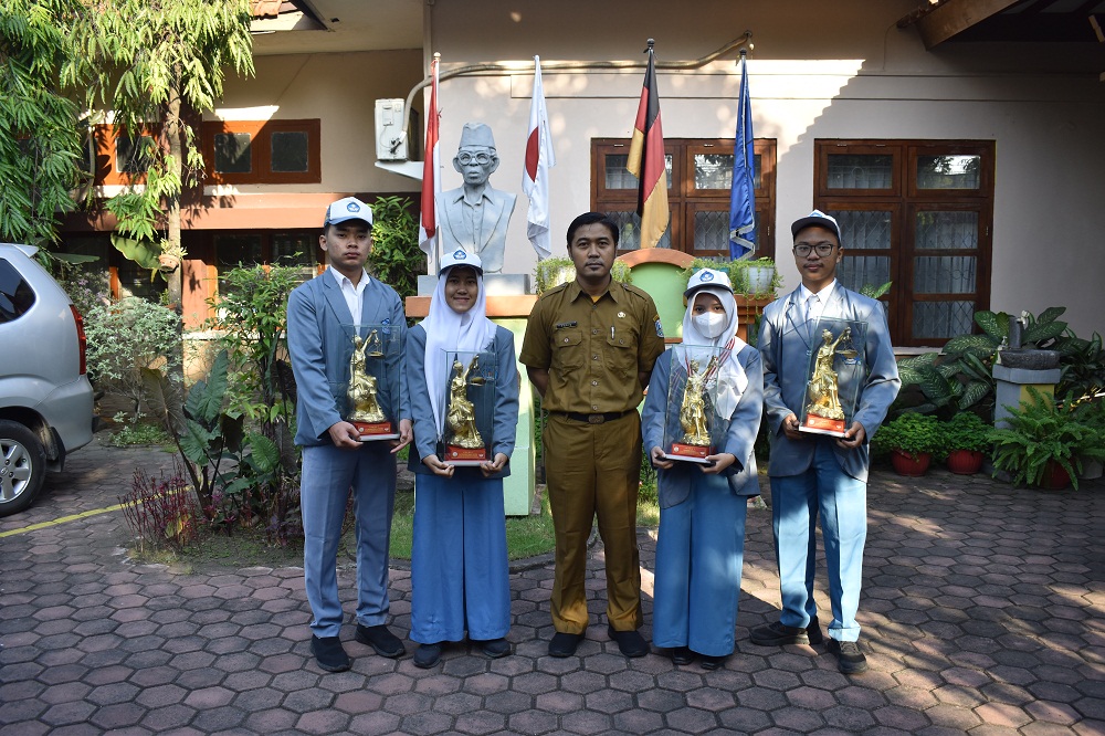 BERAGAM: Siswa SMAN 1 Puri berhasil memborong lima kejuaraan dalam event Kajari Cup.