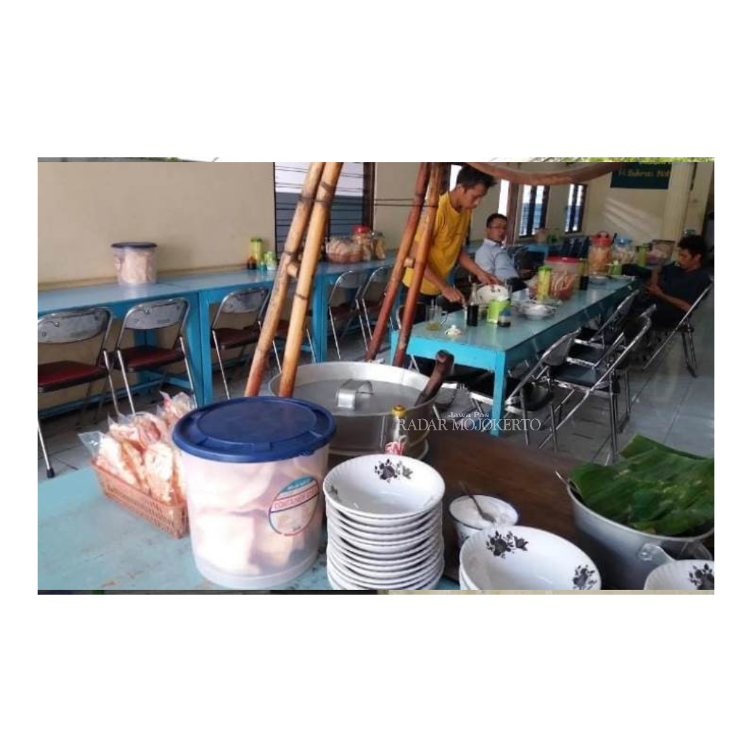 Soto H Sukron di Jalan Mojopahit, Kota Mojokerto.
