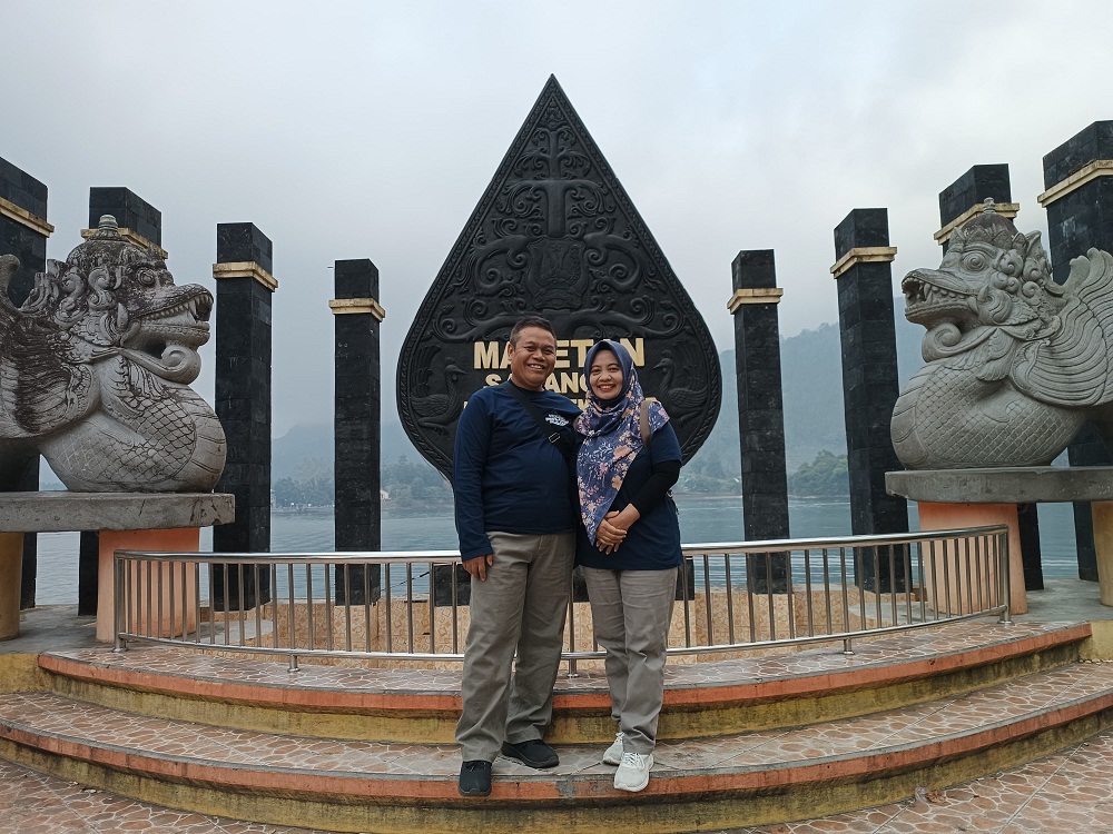 Camat Prajuritkulon Kota Mojokerto Riaji, SH.