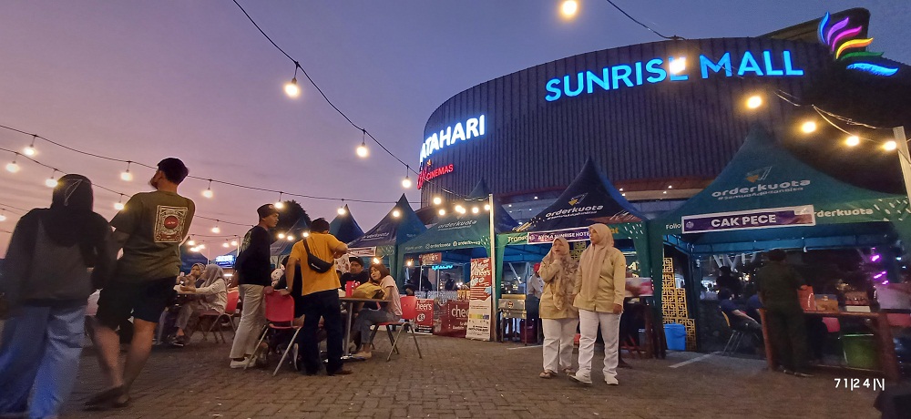 COZY: Suasana area Festival Bakaran yang akan menemani keseharian Anda dari Tanggal 28 September Hingga 1 Oktober 2023.