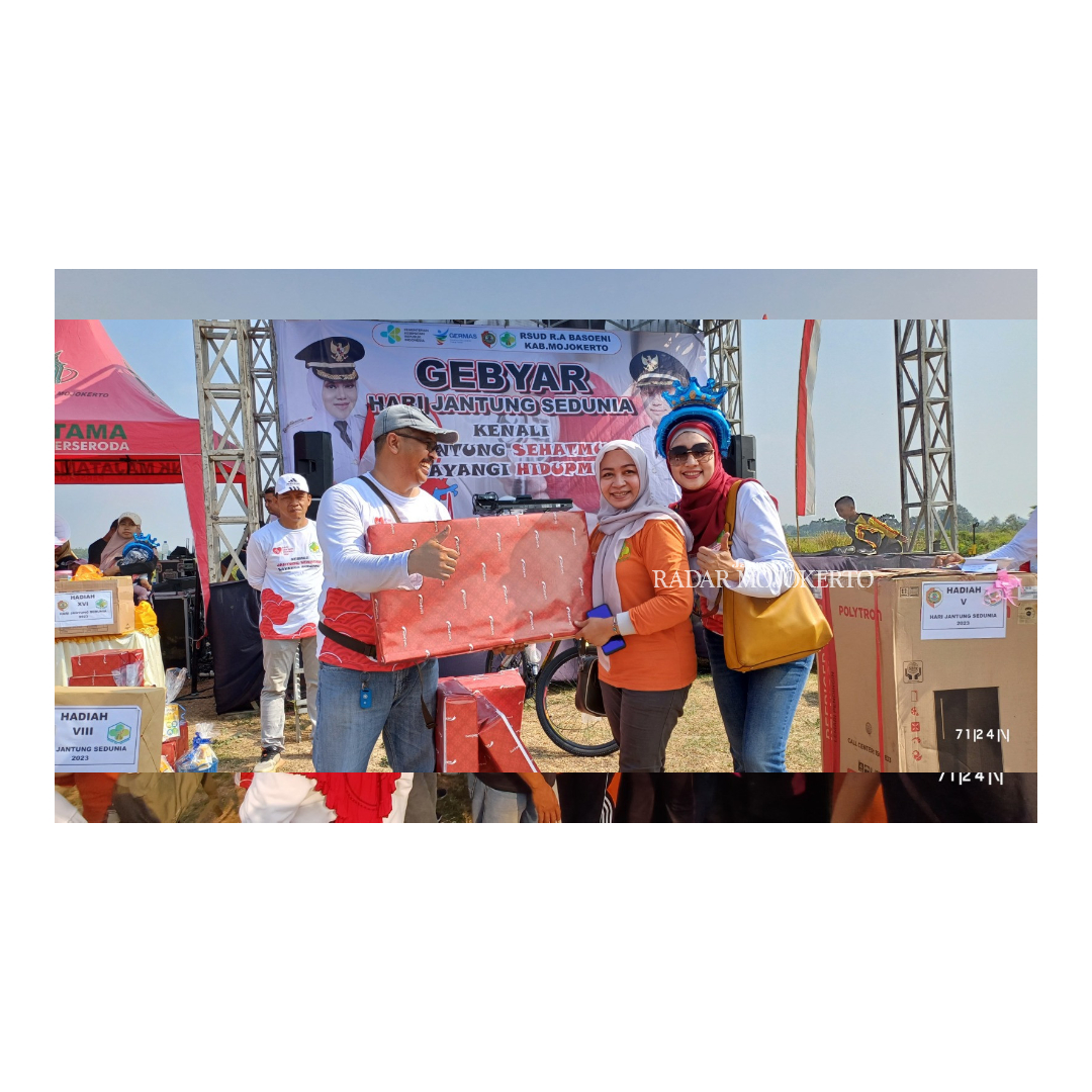 DOORPRIZE: Bank Jatim Cabang Mojokerto support doorprize kompor gas dalam kegiatan Hari Jantung Sedunia.