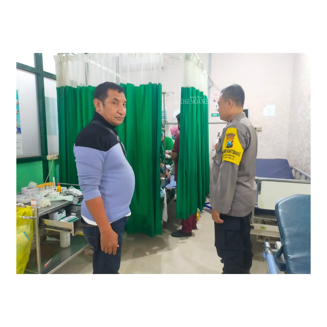 PENANGANAN MEDIS: Korban sempat mendapat penanganan medis di RSI Sakinah sebelum dirujuk dan dirawat intensif di RSUD dr Soetomo Surabaya hingga kini.