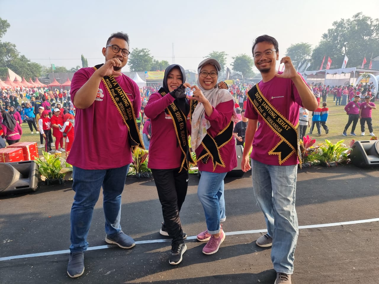 CERDIK: Bupati Ikfina bersama dokter spesialis jantung RSUD Prof dr Soekandar pasca pemaparan materi edukasi kesehatan jantung.