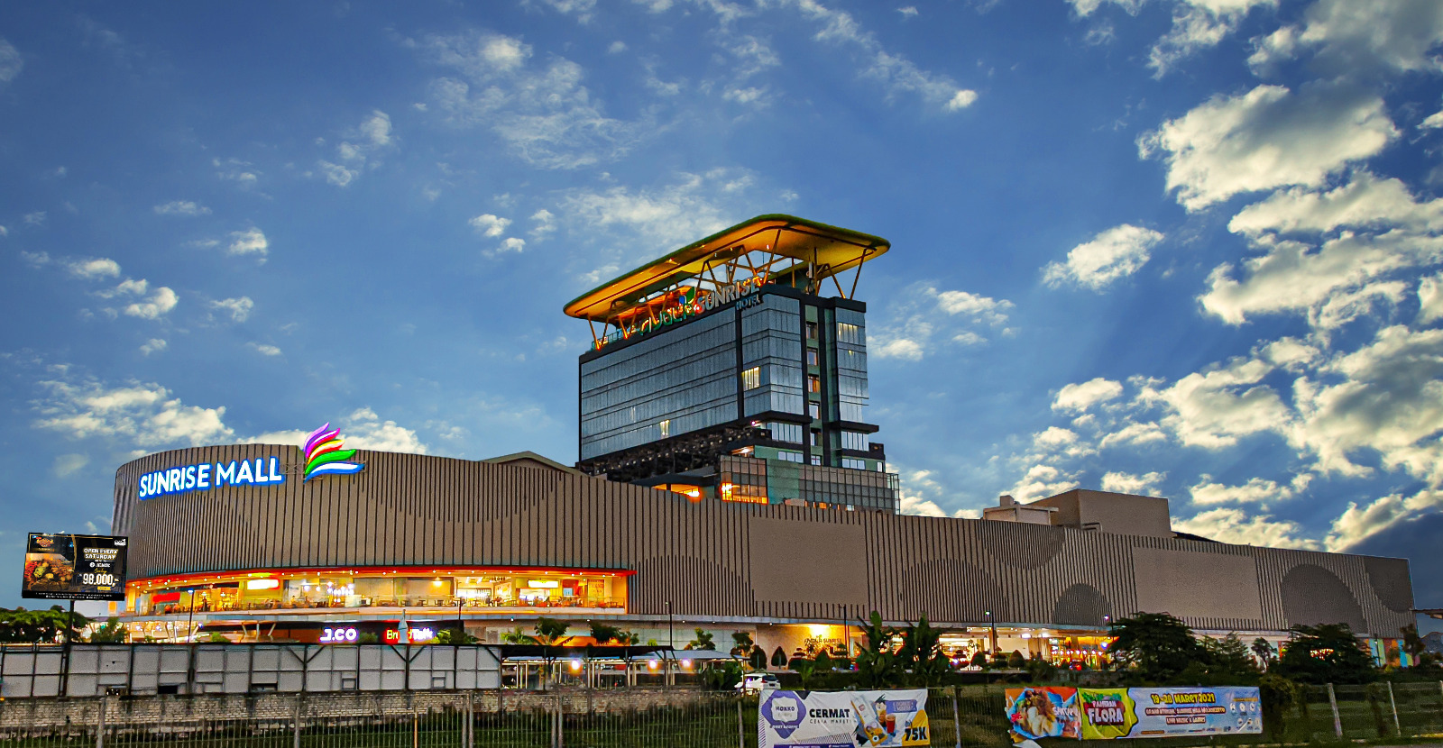 COZY: Hotel Ayola Sunrise Mojokerto yang nyaman dan letak strategis di jantung Kota Mojokerto sehingga mudah dijangkau.